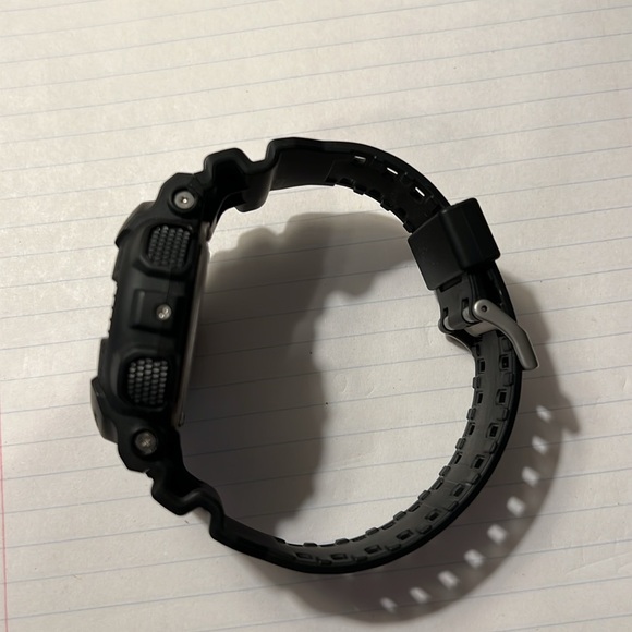 Casio GA100-1A1 analog-digital watch - Picture 2 of 6